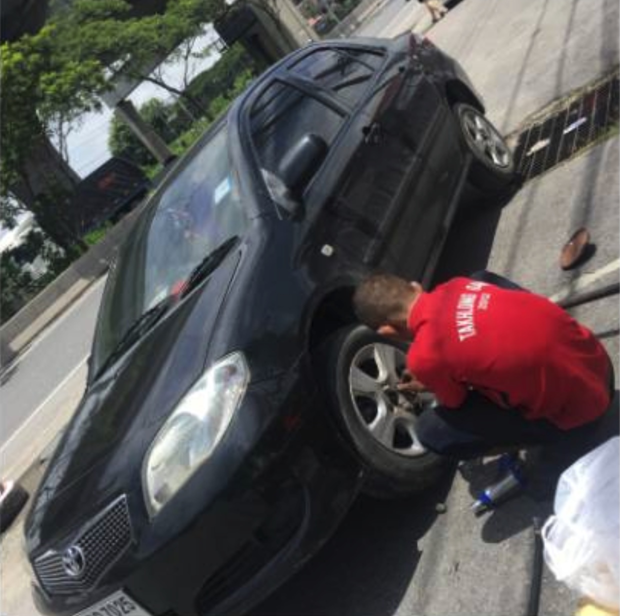 3 - https://อภิเดชการยาง.com | บริการปะยางฉุกเฉิน 24 ชั่วโมง พร้อมจำหน่ายยางใหม่และยางมือสองคุณภาพดี ราคาคุ้มค่า ครอบคลุมพื้นที่สมุทรปราการ ชลบุรี ปทุมธานี อยุธยา การันตีถึงไวใน 30 นาที เพื่อให้คุณมั่นใจทุกการเดินทาง